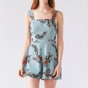 NWT! Kimchi Blue Floral Romper 8